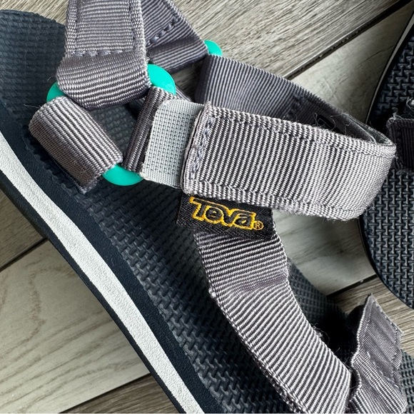 Teva Charcoal and Teal Women's Sandals | Size: 9 | Regular Condition - Picture 4 of 5